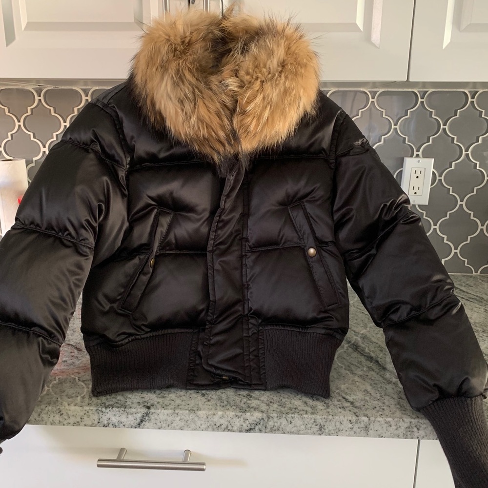 BLACK PUFFER JACKET
